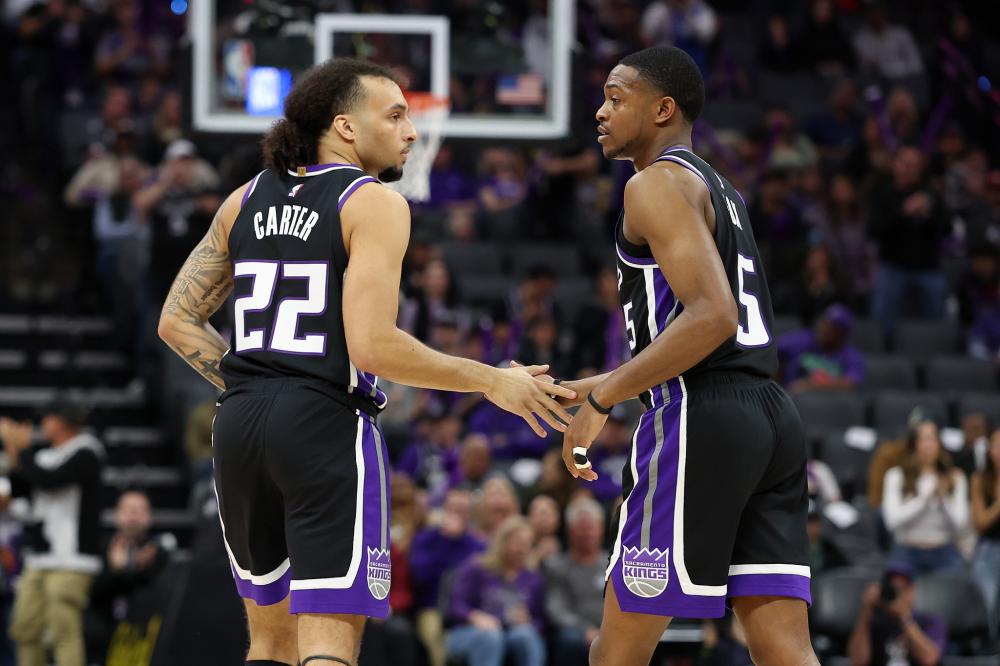 与亚马尔形 与亚马尔形