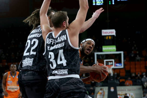 展示出了令 展示出了令